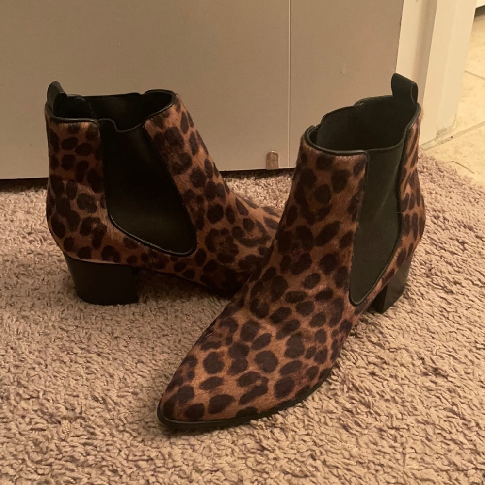 Nine-West ankle boot cheetah
